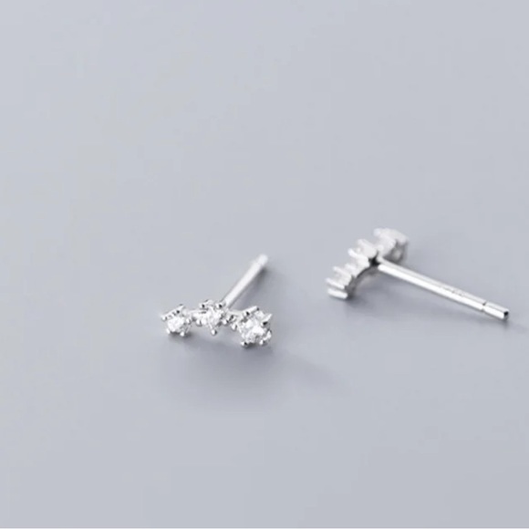 925 Sterling Earring Set: 2pc Earring Jacket, 2pc Huggie Hoops, 2pc Climbers - Picture 4 of 7